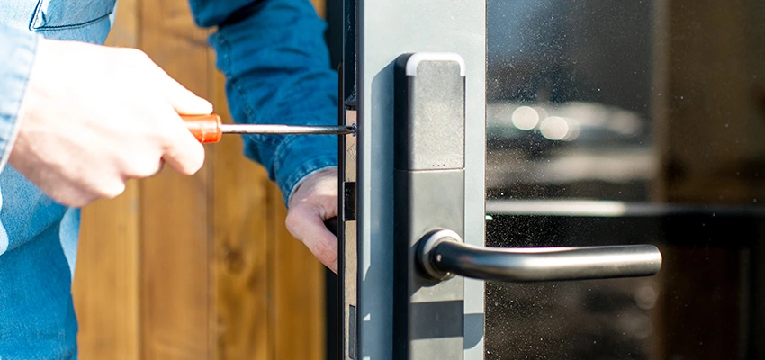 Aluminium Door Lock Replacement in Red Bluff, California